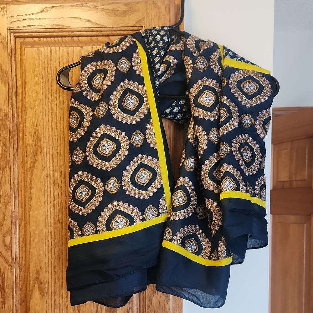 J. Jill Green and Yellow Patterned Scarf